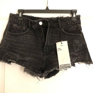 Zara by TRF ripped denim shorts (new with tags)